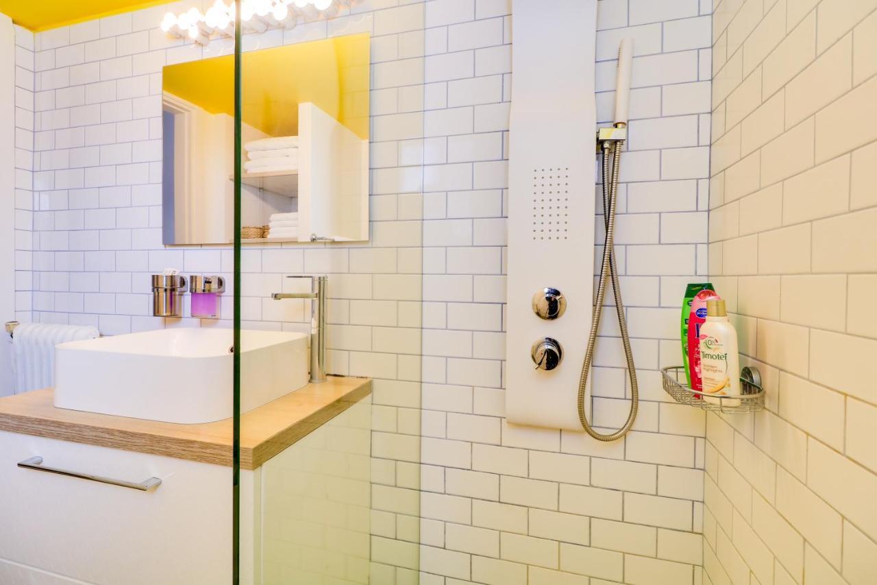Spacious Central Flat☆3Min To Metro☆Ac|Netflix|Pc เอเธนส์ ภายนอก รูปภาพ